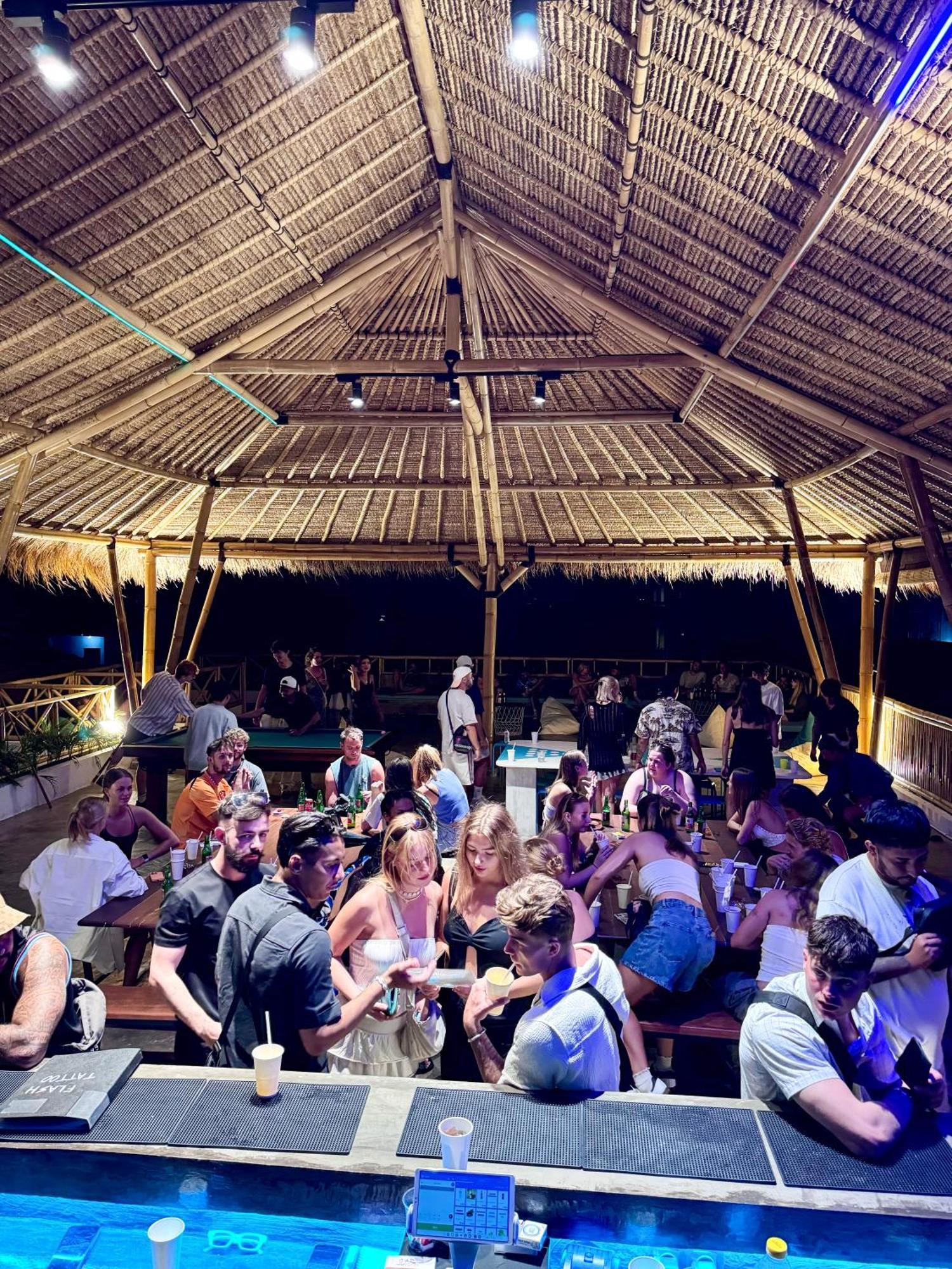 Canggu Central Hostel Zewnętrze zdjęcie