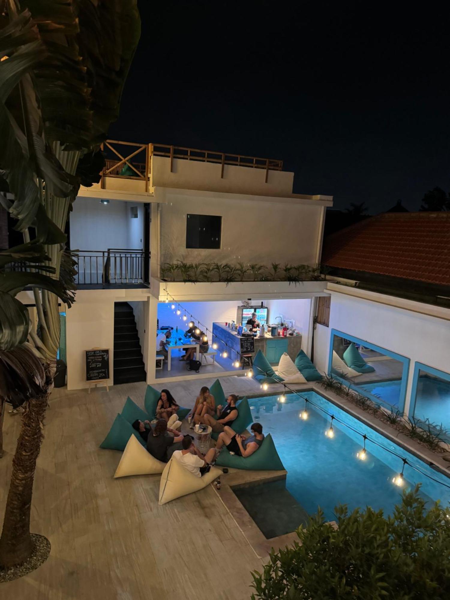 Canggu Central Hostel Zewnętrze zdjęcie